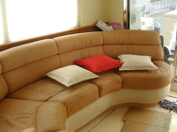 �\�t�@�[�̐F�ւ�